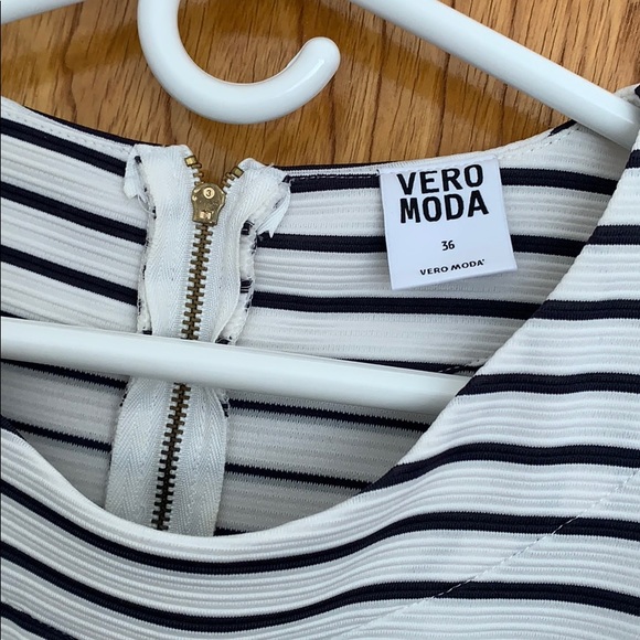 2 piece Vero Moda set - Picture 3 of 7